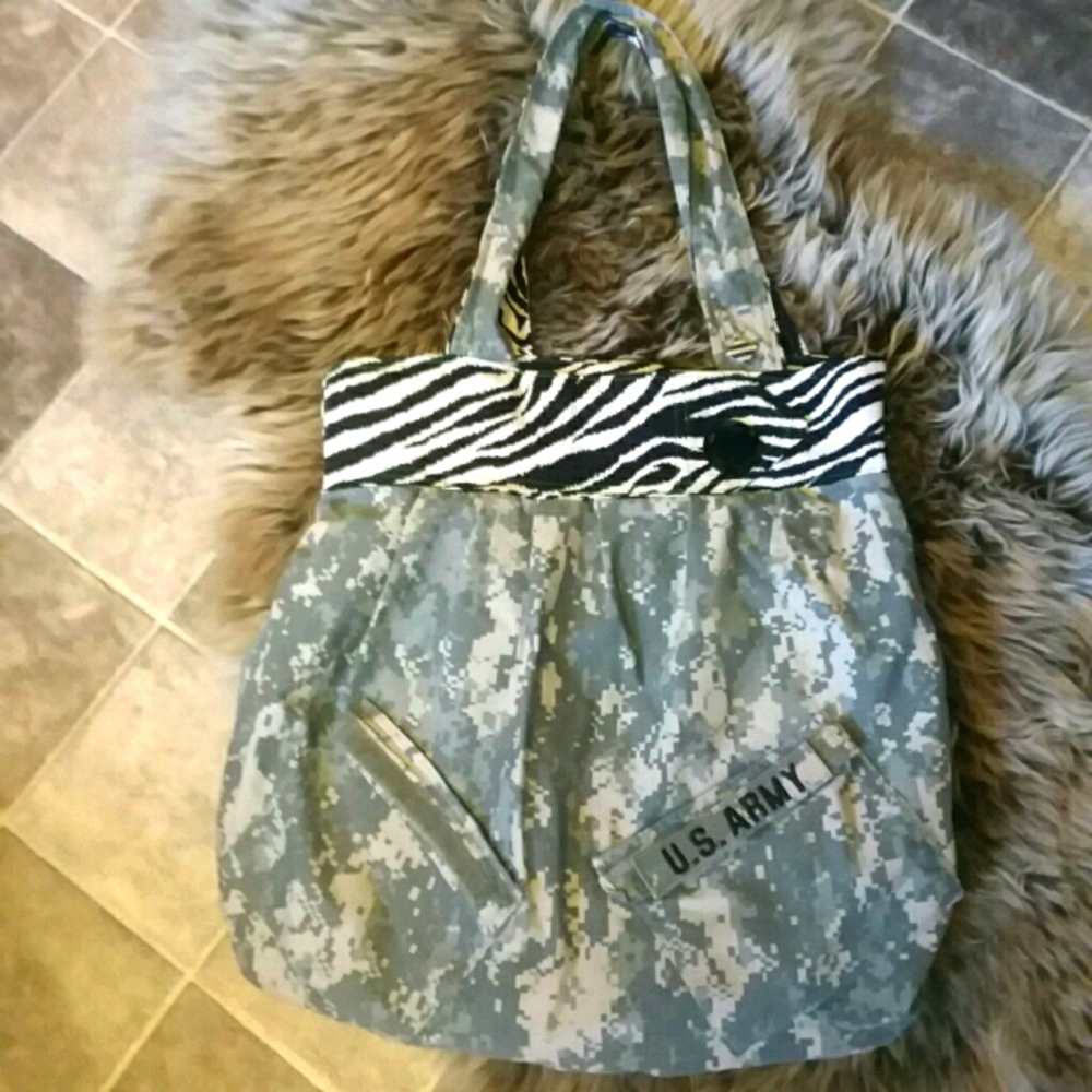⭐️ Shoulder Bag